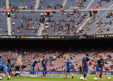 La afición del Barcelona grita en el Camp Nou: 'Pu.. PSG'