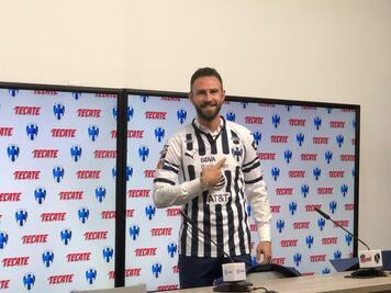 “Vengo a quedarme en la historia de Rayados”: Miguel Layún