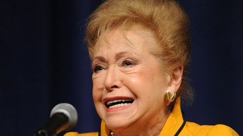 Muere Mary Higgins Clark, autora de best sellers de misterio y crimen, a los 92 años
