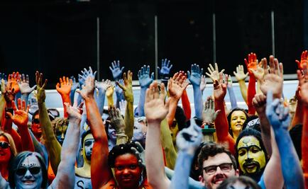 Cientos se desnudan con mensajes en Times Square