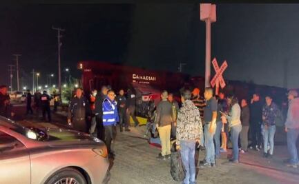 Tren embiste transporte de personal en Saltillo; deja 1 muerto y 15 heridos