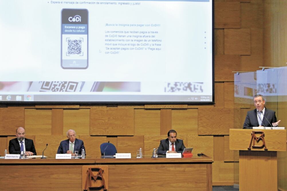 En la presentación de CoDi, funcionarios del Banco de México y de las instituciones financieras en el país consideraron que la población se adaptará muy rápido a utilizar el sistema de cobros digitales. Foto/ CARLOS MEJÍA. EL UNIVERSAL