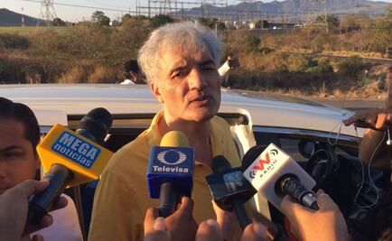 José Manuel Mireles sale del penal de Nayarit