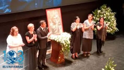 Homenaje oficial a Francisco Toledo de apenas 5 minutos causa indignación