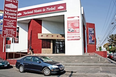 PRI propone fijar límites de intereses a casas de empeño