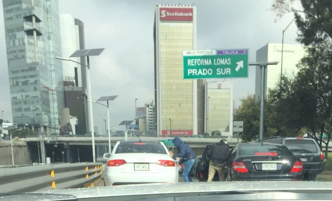 Captan asaltos a automovilistas en Periférico