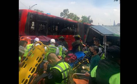 Video. Reportan choque múltiple en Insurgentes Norte