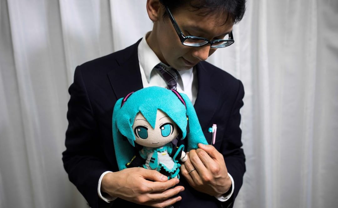 Incluso en un país obsesionado con los anime, la boda de Kondo sorprendió a mucha gente (Fotos: AFP)