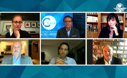 Ataques a la prensa, porque AMLO "está derrotado", dice Carlos Loret en "Con los de Casa"