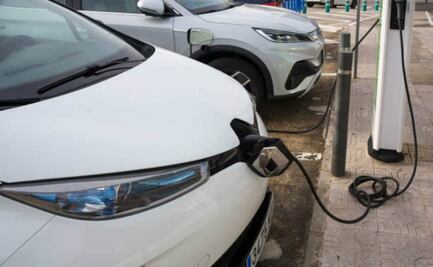 Ventas de eléctricos en EU se desploman en octubre por desaparición de subsidios 