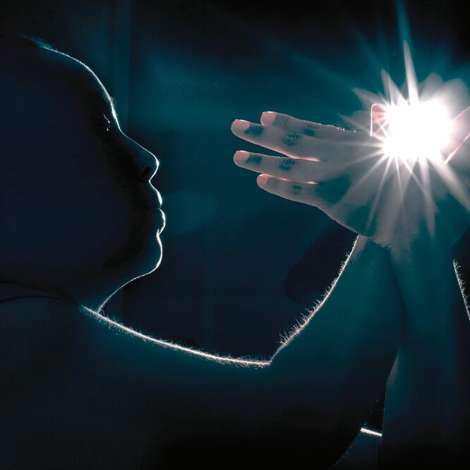 Una última acusación de infidelidad disparó una pelea terrible. Ese día la pareja de Margarita la sometió de los hombros, le dio un puñetazo en el ojo y le puso unas tijeras en la costilla izquierda; ella pensó que la mataría.  LUIS SANDOVAL. EL UNIVERSAL