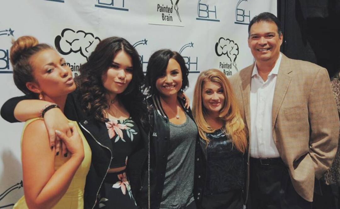 Madison De La Garza junto a su hermana Demi Lovato. Foto: Instgaram
