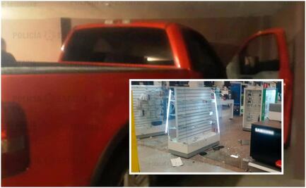 Hallan camioneta que habrían usado en robo a Elektra de Tultitlán