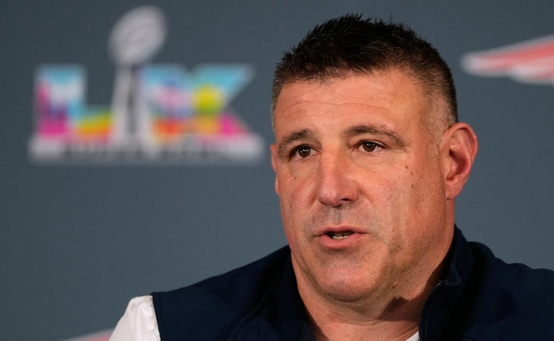 Mike Vrabel ya analiza a los Seahawks. FOTO: AP