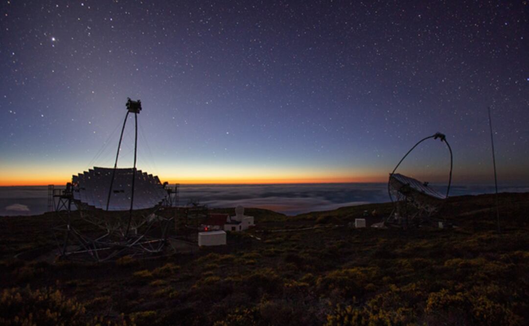 Telescopios MAGIC en el Observatorio del Roque de los Muchachos. Foto: Daniel López/Instituto de Astrofísica de Canarias (IAC)