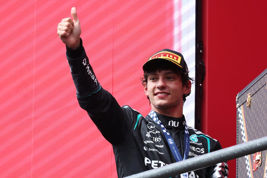 Kimi Antonelli con Mercedes, tras ganar el Gran Premio de Bélgica - Foto: AP
