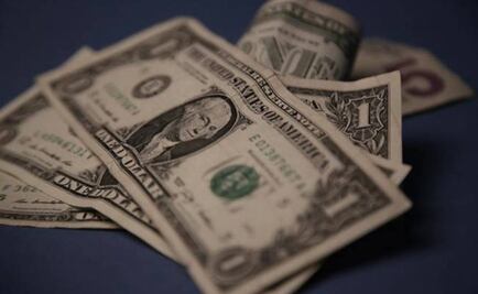 Mexico's battered peso seesaws after Fed holds rates steady