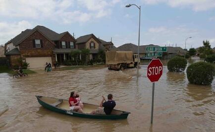 Six killed in Texas floods as severe weather lashes central U.S.