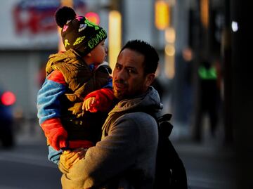 FOTOS: ¡A desempolvar chamarras y abrigos! Frío sorprende a capitalinos; activan alerta amarilla