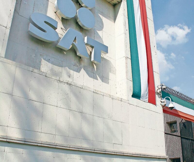 Las solicitudes de devolución deimpuestos requieren de más información,revisión y comprobación,manifestó el SAT. ARCHIVO EL UNIVERSAL