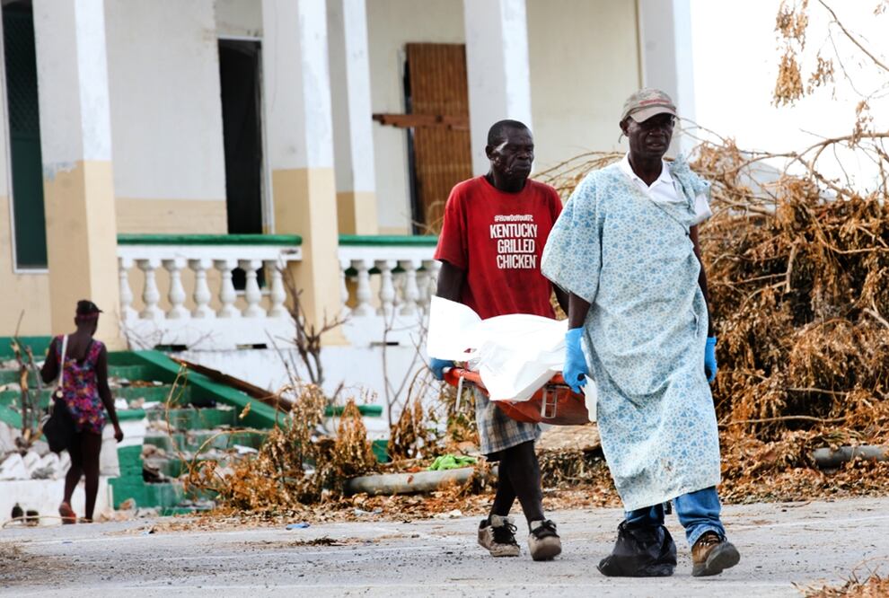 La estela de muerte que dejó el huracán Matthew en Haití continúa 10 días después. 
