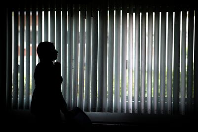 Jimena acudió a una fiesta, perdió la conciencia y abusaron de ella