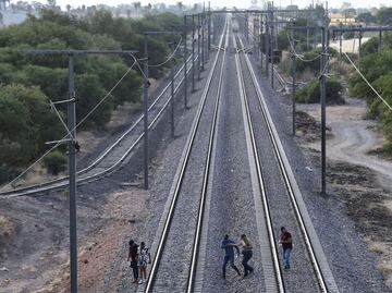 Prevén construir vías exclusivas para trenes de pasajeros; "no queremos compartirlas con carga", dice Andrés Lajous