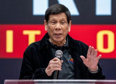 El expresidente filipino Rodrigo Duterte fue entregado a la CPI, anuncia la corte