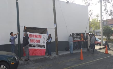 Maestros comparecen ante FGR por bloqueos