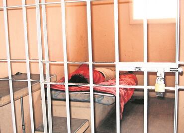 CDH emite recomendación por suicidio en reclusorios