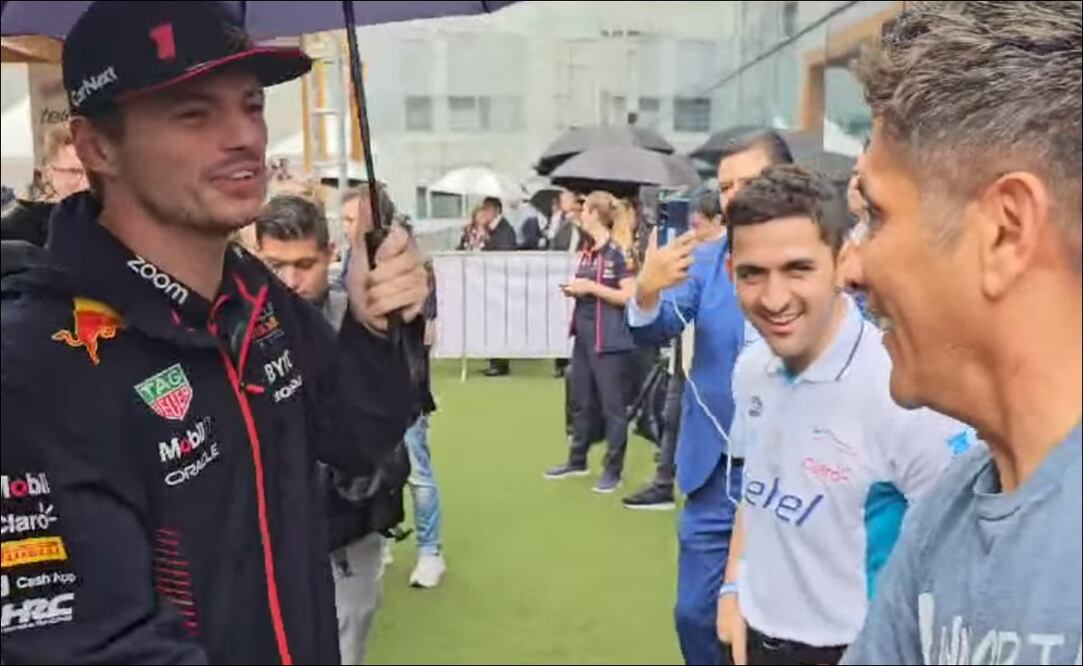 Jorge Campos estuvo con Max Verstappen en Polanco - Foto: Especial