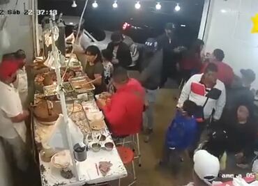 ¡Con los taqueros no! Asaltan taquería en Naucalpan con todo y golpes
