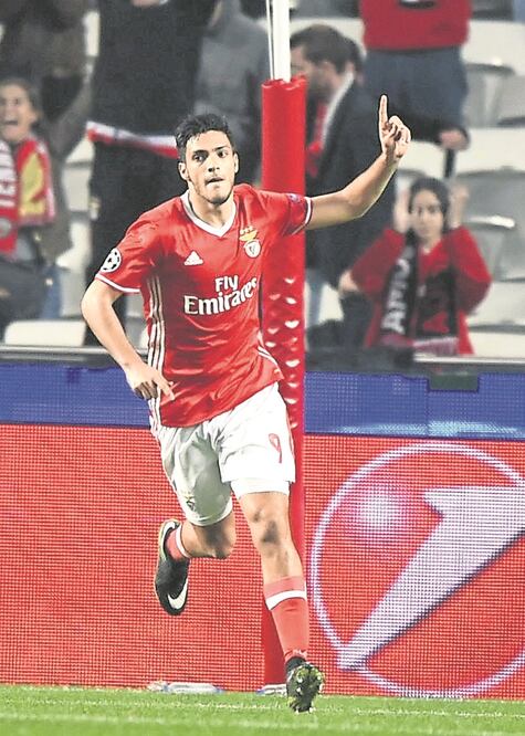 El hidalguense lleva los últimos tres partidos con anotación. FOTO: ZHANG LIYUN. XINXUA