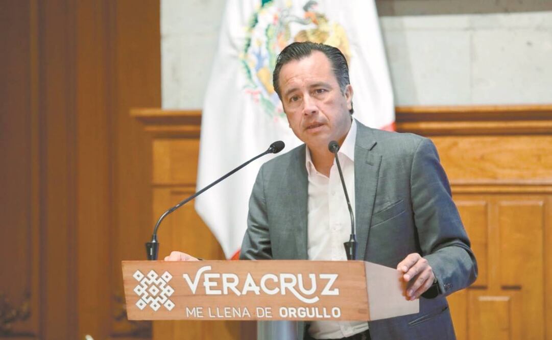 En conferencia, Cuitláhuac García dijo que su administración se encuentra al margen de las indagatorias contra Miguel Ángel Yunes. Foto: ESPECIAL