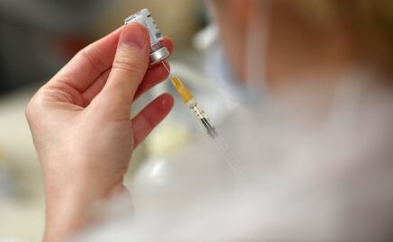 Vacuna "universal" contra toda variante de Covid-19, en cerca de un año: experto