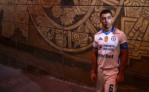 Erik Lira reaparece con Cruz Azul; reporta en La Noria, tras su fichaje caído con el Mónaco