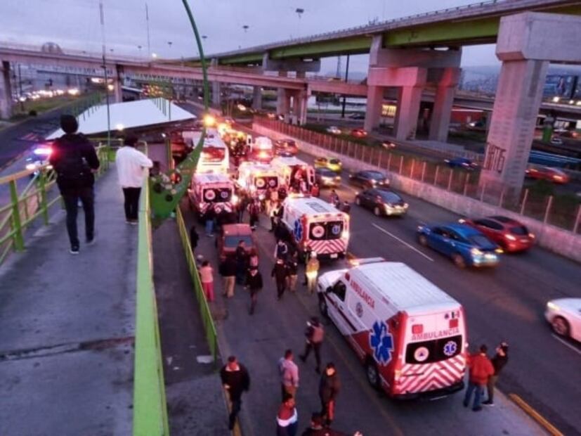Chocan dos unidades de Mexibús en Las Américas, Ecatepec; hay heridos