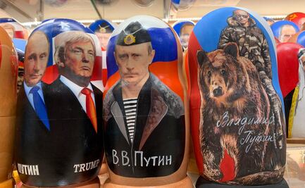 Cumbre Trump-Putin: Figuras de los mandatarios animan la venta en tiendas de souvenirs rusas previo a reunión en Alaska