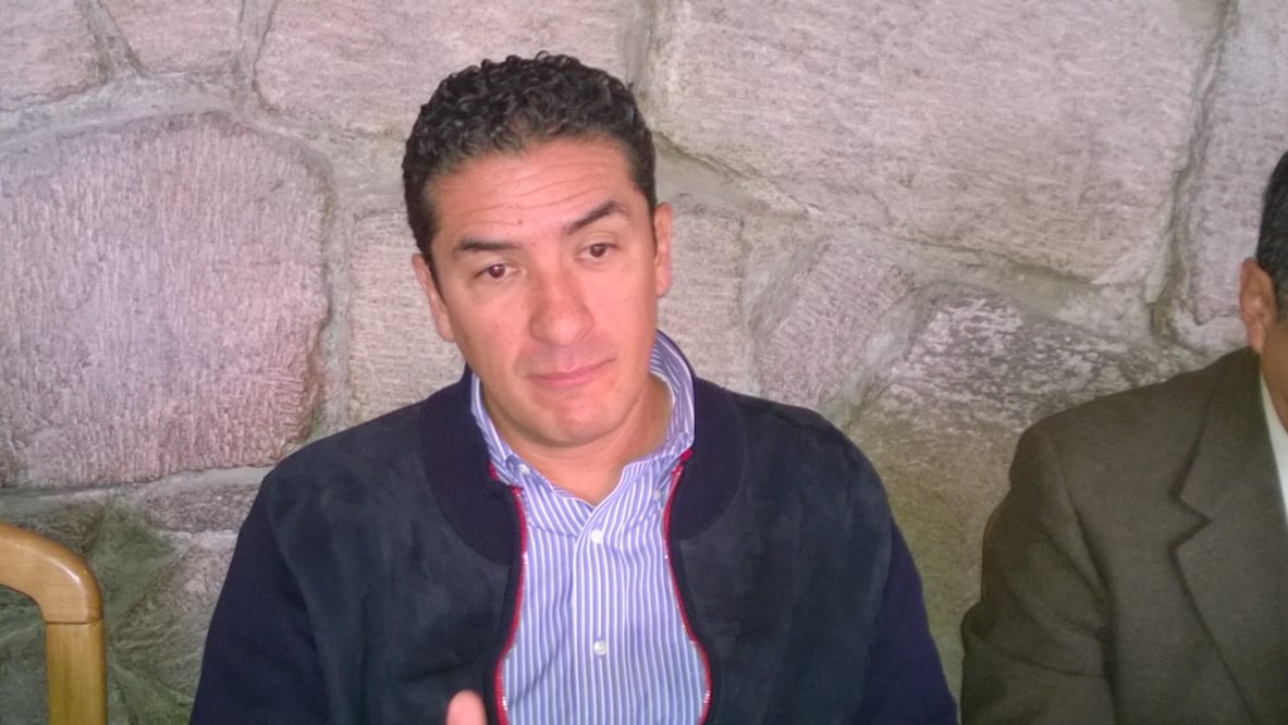 Víctor Estrada Garibay, alcalde de Cuautitlán Izcalli, informó que tanto mandos superiores como de confianza no van a cobrar (Foto: Juan Manuel Barrera Aguirre) 