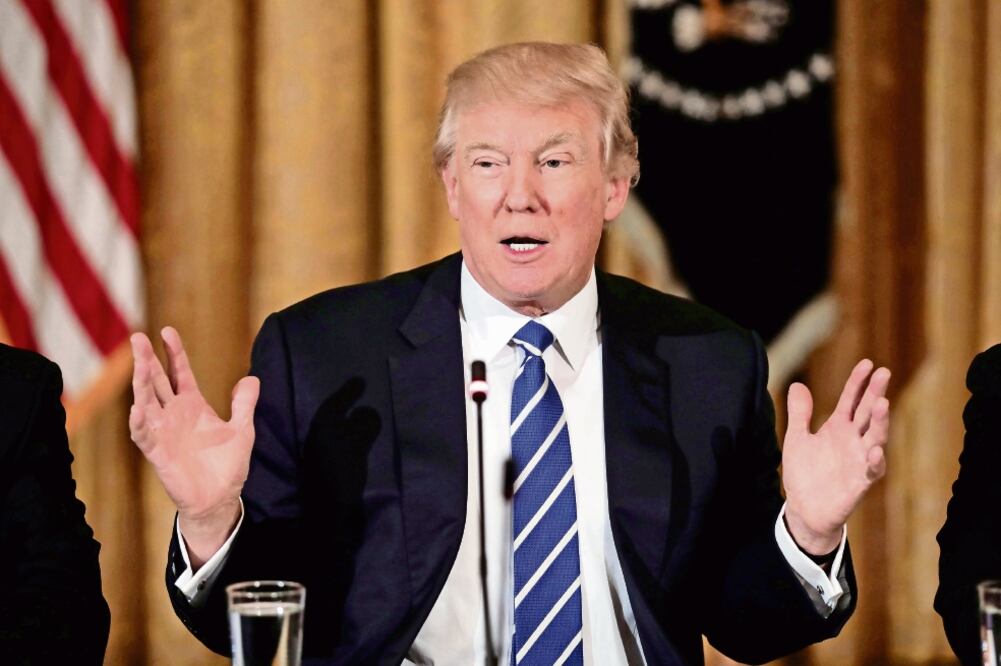 El documento enviado a la prensa es una copia del cliente, lo que hace sospechar que el magnate podría estar detrás de la filtración (REUTERS)