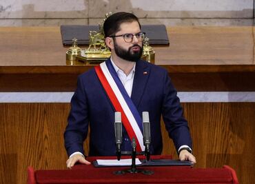 Gabriel Boric hace inédito uso del permiso paternal; nace la primera hija del presidente de Chile
