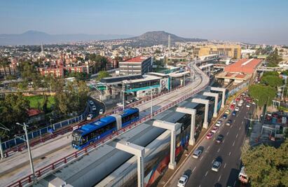 ¿Ya cobran el pasaje en el Trolebús Elevado?