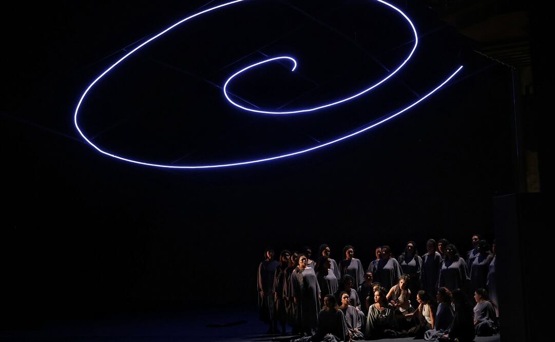 Cuidad de México 19 abril 2024 Aspectos de la opera "El vendedor vencido" que se estreno está noche en el Palacio de Bellas Artes. Foto: Fernanda Rojas/ El Universal