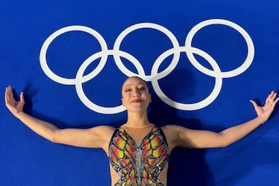 Nadadora mexicana responde a quienes la llamaron "hambreada"; por vender su celular de Juegos Olímpicos