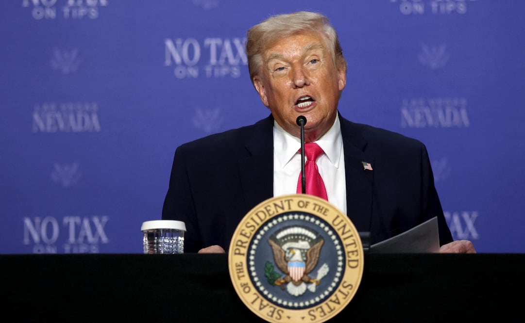 Donald Trump durante su declaración en Las Vegas sobre la eliminación de impuestos a propinas para trabajadores por hora (16/04/2026). Foto: AFP.