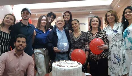 “No es fácil ser abuelo”, asegura Sergio Corona