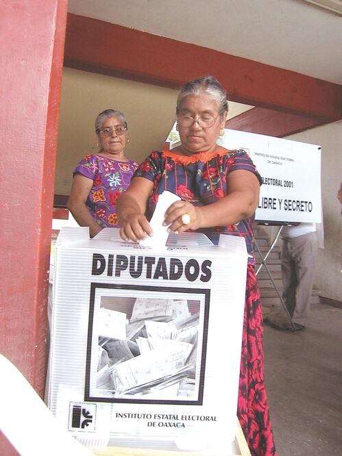 Buscan espacios públicos. Académicos piden reflexionar sobre las barreras para el empoderamiento femenino y su participación electoral (ARCHIVO EL UNIVERSAL)