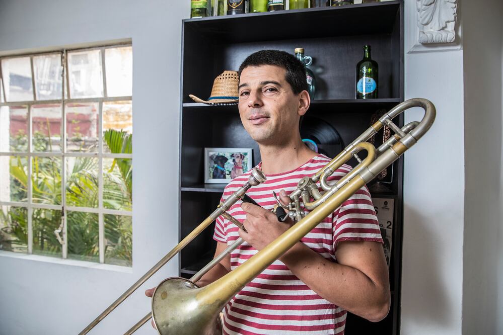Spanish trombonist Víctor Correa in his home-studio in Mexico City, October 2017 - Photo: Yadin Xolalpa/ EL UNIVERSAL