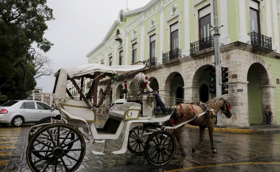 Fundada en 1542 sobre los vestigios de la población maya de T'ho, la capital yucateca, la décima ciudad más antigua de México, es la primera localidad del país que cuenta con una Carta de Derechos Culturales. FOTO: Archivo/REUTERS.