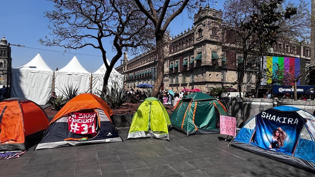 La experiencia en el campamento se ha llevado con orden gracias al respaldo de los fans en conjunto con el equipo a cargo del reordenamiento de la vía pública. Foto: Daniela Cerriteño - El Universal